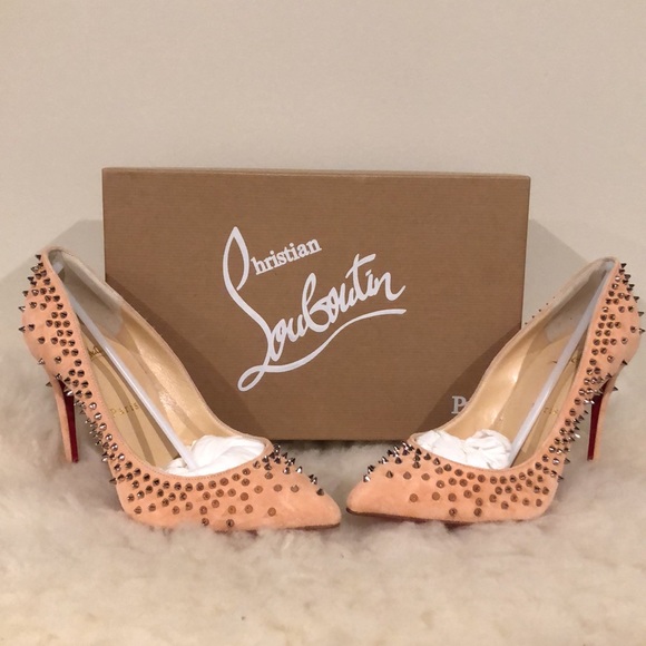 Christian Louboutin Shoes - Christian Louboutin Paris Wacarpic 100 Velours Pink suede Pumps studs